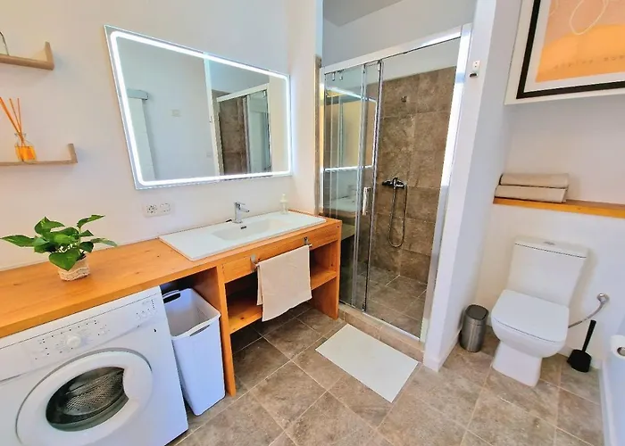 Jacaranda Azul Icod De Vinos Икод-де-лос-Винос